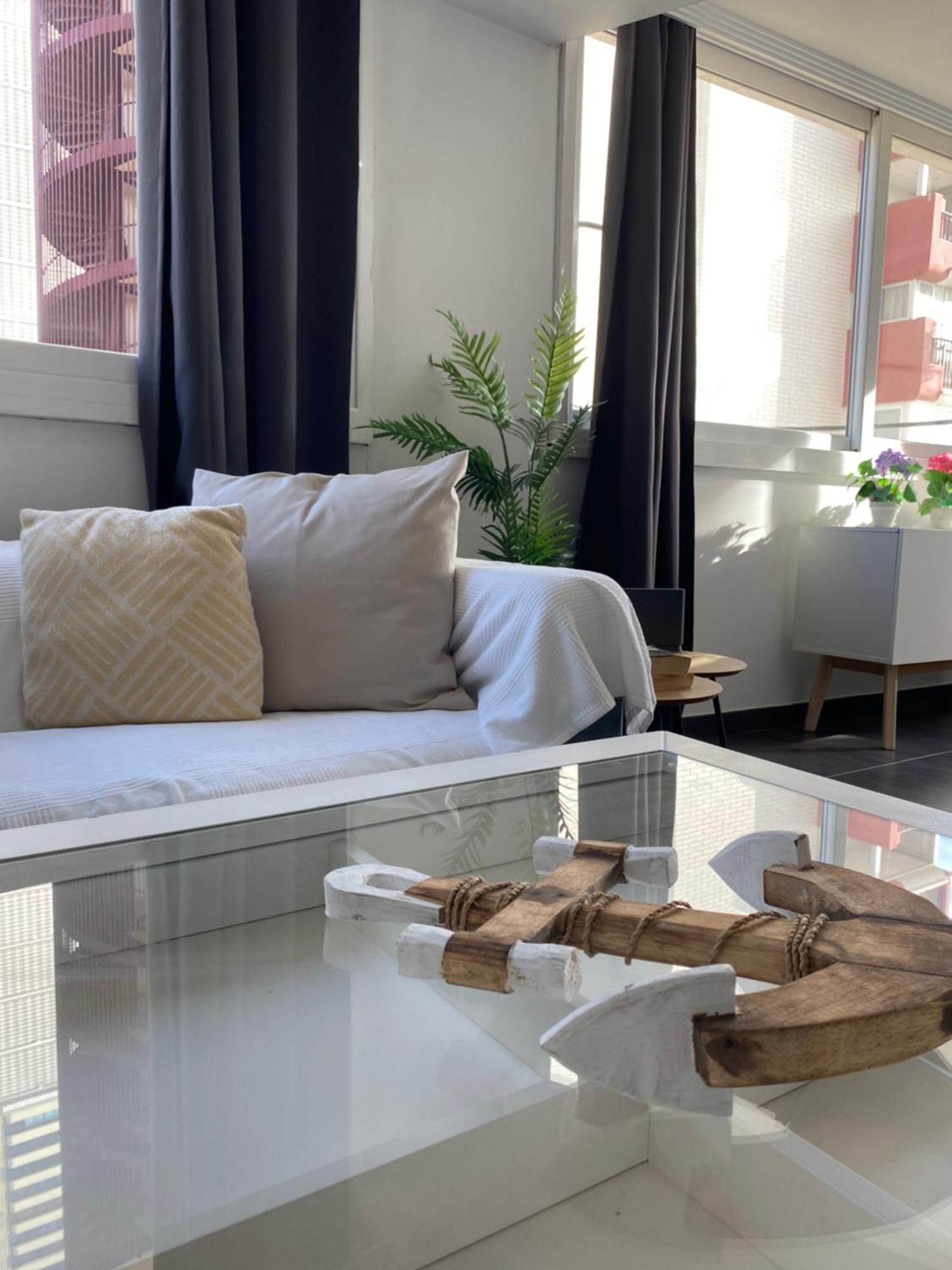 Apartamento Torre Yago Primera Linea Playa Benidorm Con Wi-Fi & Ac الغرفة الصورة