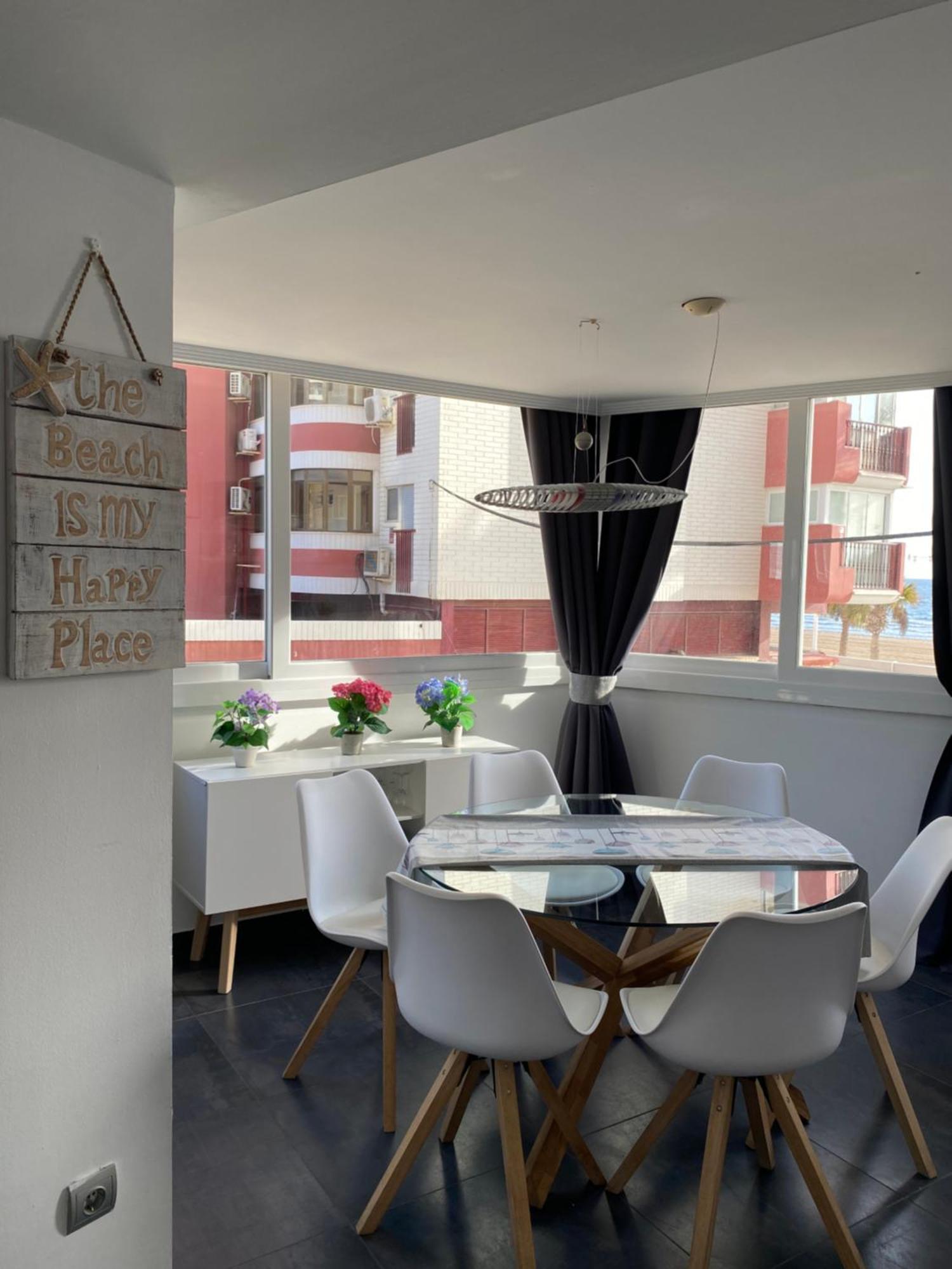 Apartamento Torre Yago Primera Linea Playa Benidorm Con Wi-Fi & Ac الغرفة الصورة