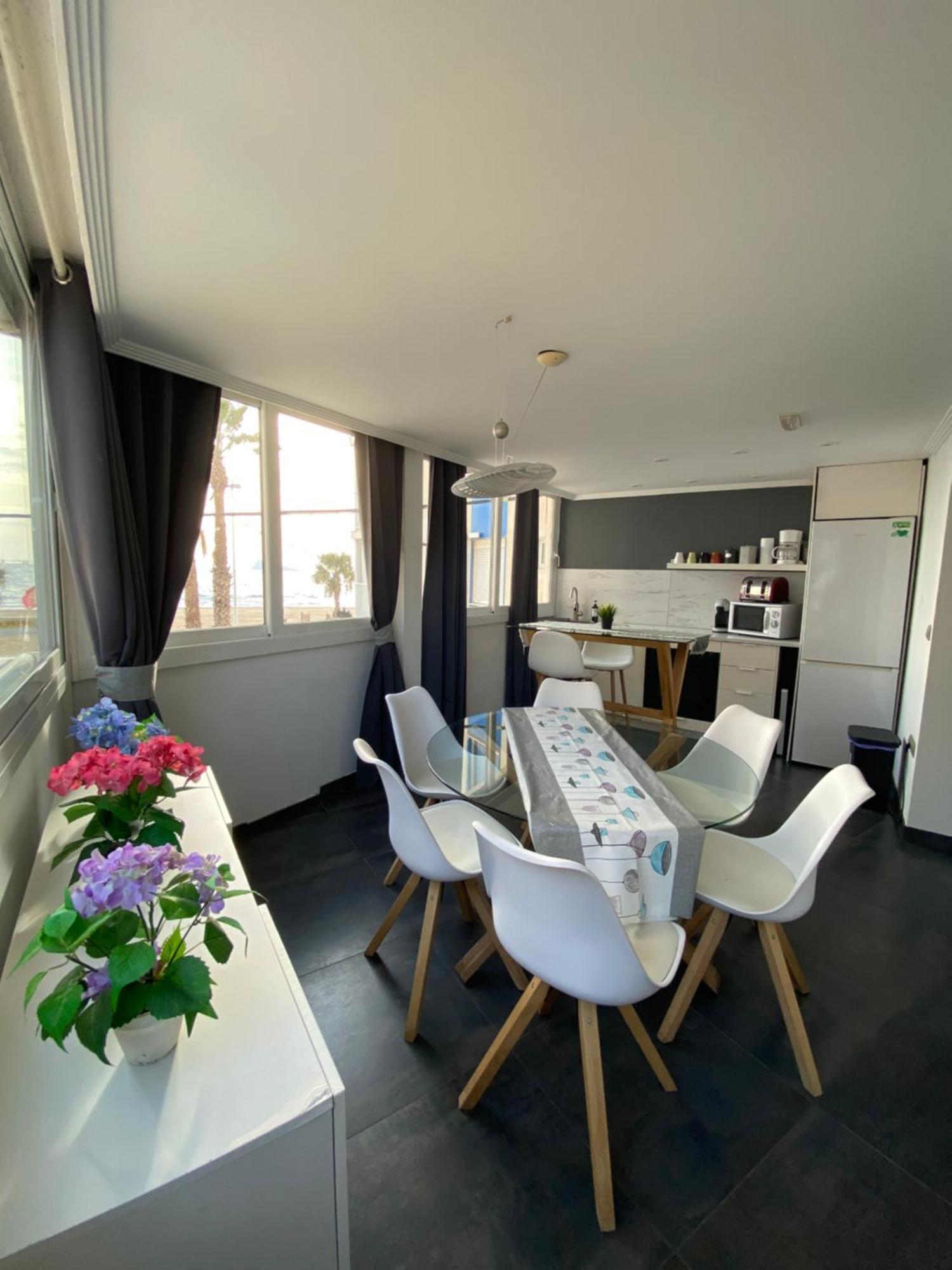 Apartamento Torre Yago Primera Linea Playa Benidorm Con Wi-Fi & Ac الغرفة الصورة
